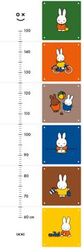 'Miffy Growth Chart' par Miffy