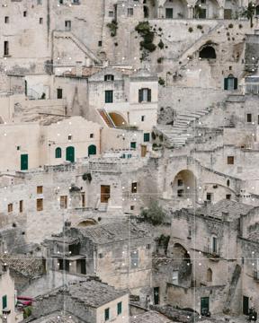 'Ancient City in Italy' by Photolovers