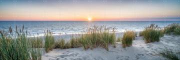 'Panoramic Beach' by Jan Becke